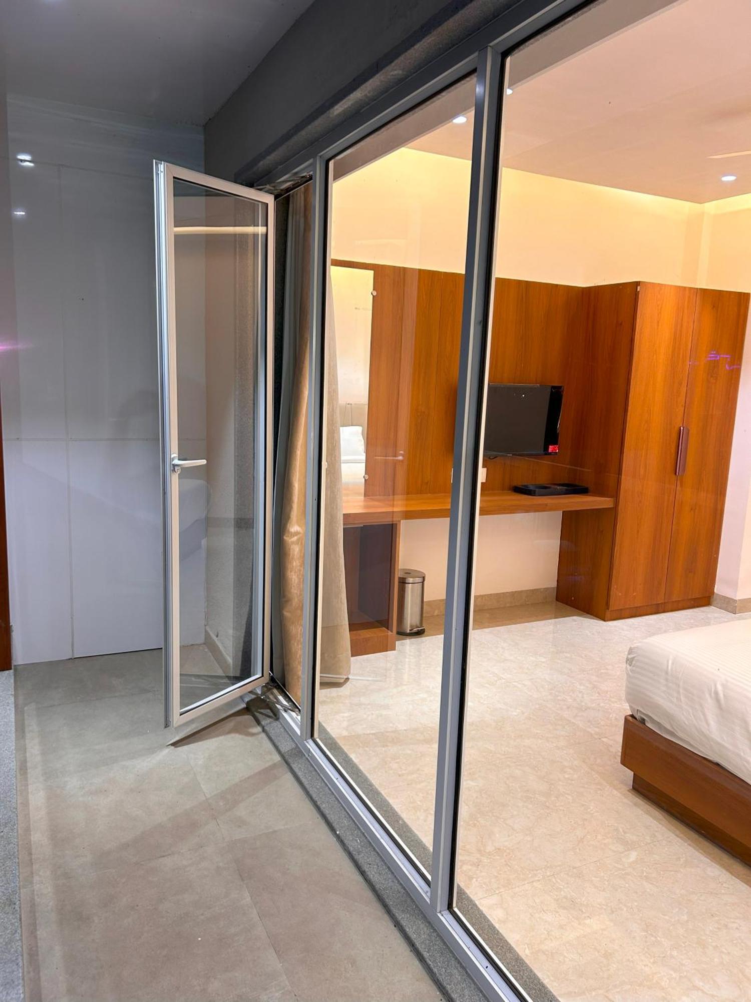 Hotel Neem Heritage シルディ エクステリア 写真